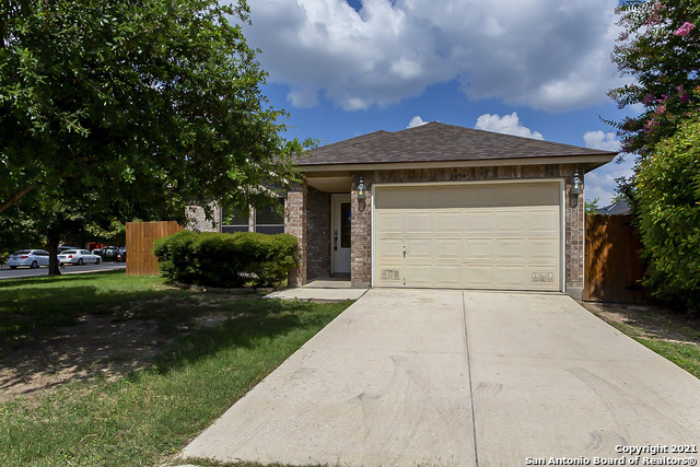 2304 Paddle Creek San Antonio TX 78245