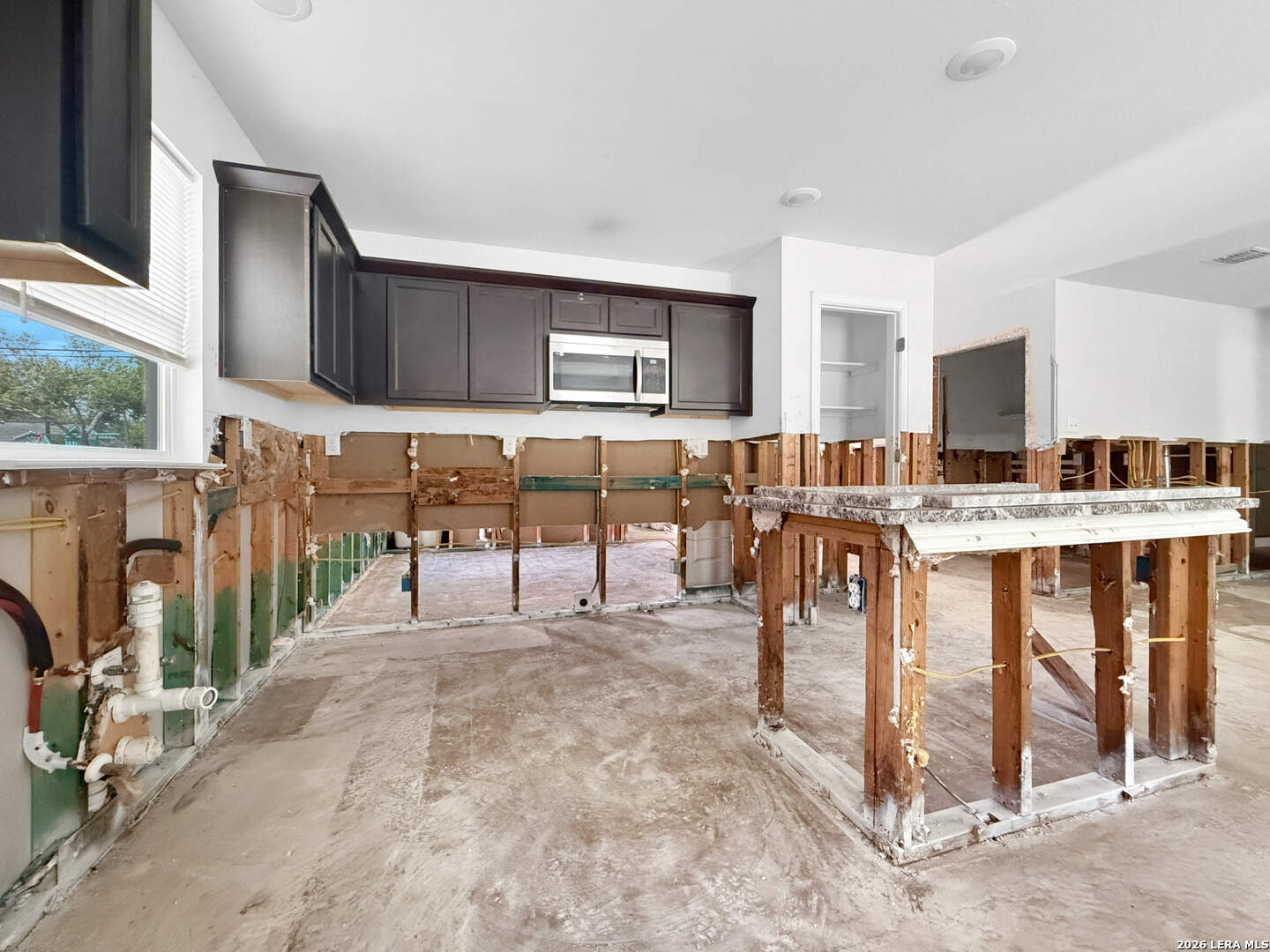 2438 Bermuda San Antonio TX 78222