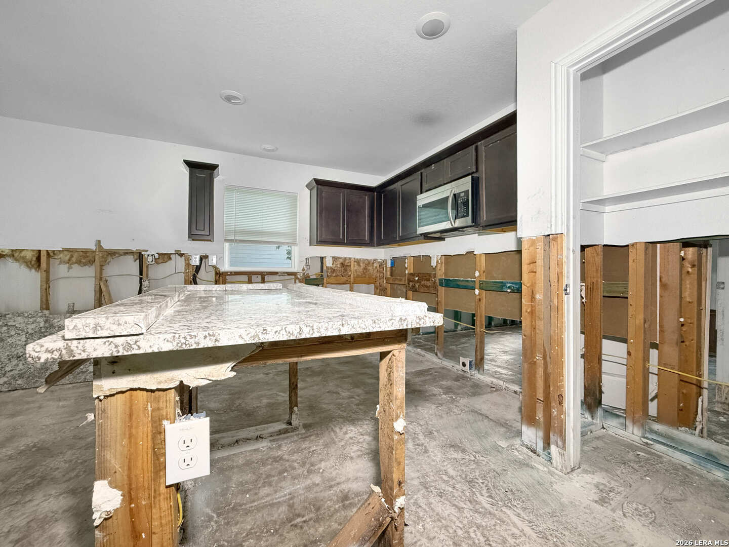 2438 Bermuda San Antonio TX 78222