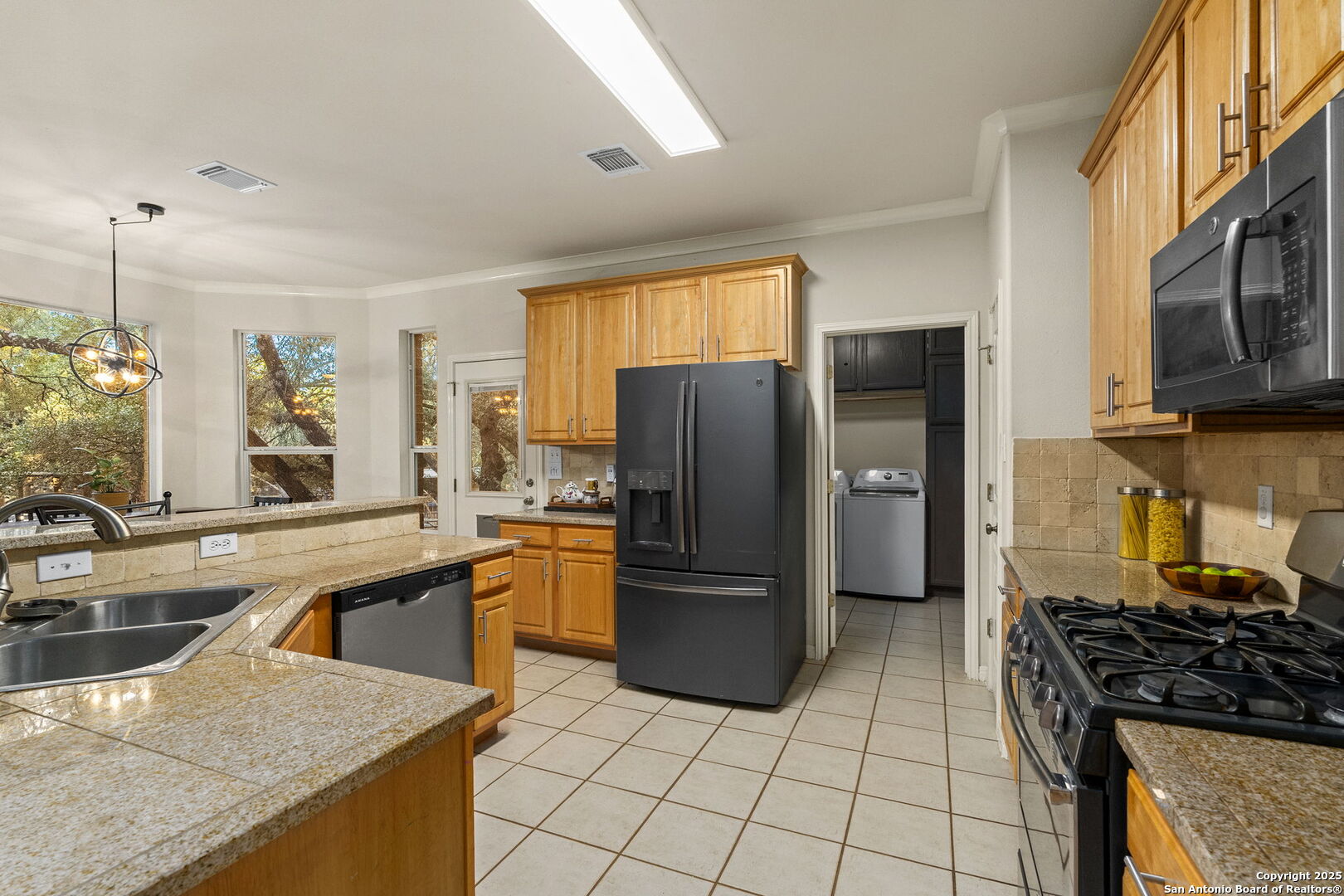 9119 Cap Mountain Drive San Antonio TX 78255