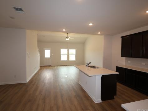 8312 Roadrunner Passage San Antonio TX 78222