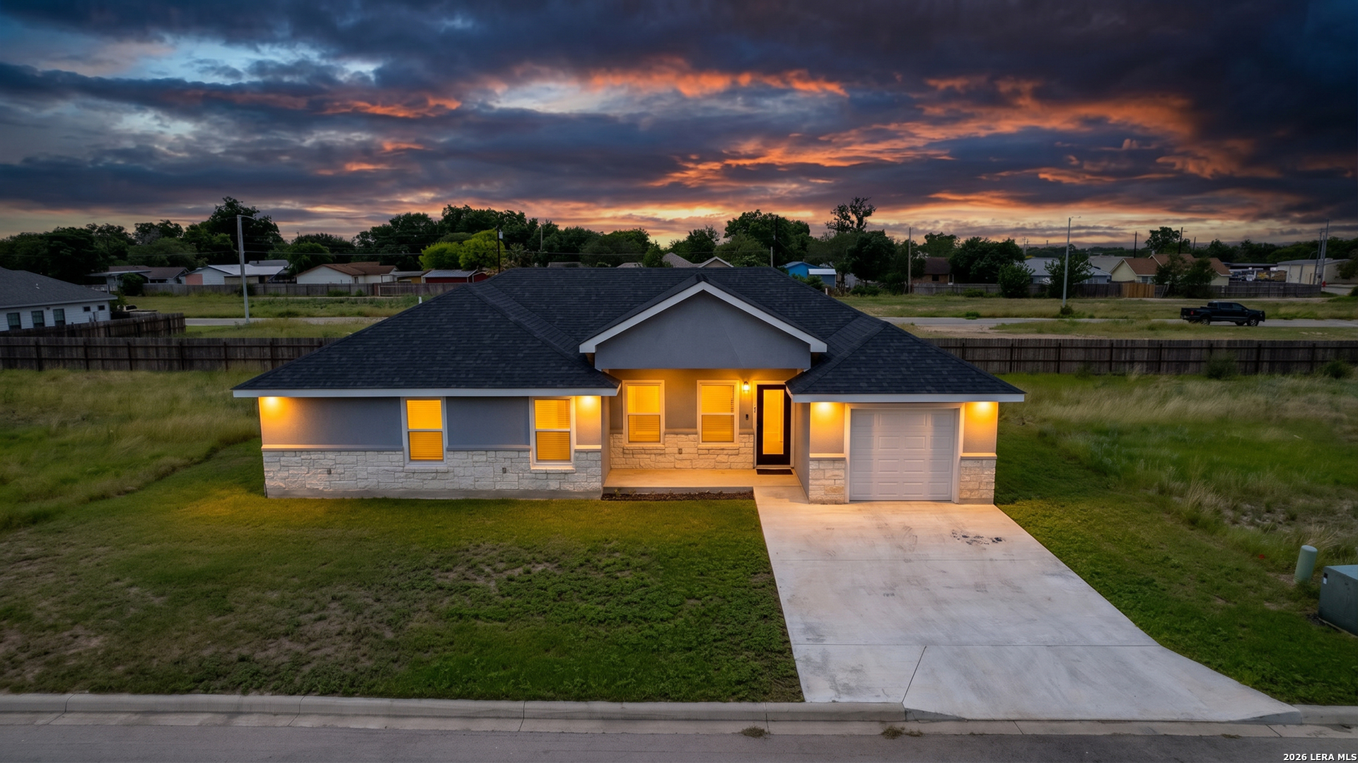 412 Guajillo Uvalde TX 78801
