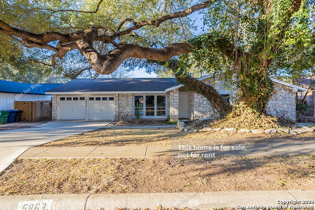 5863 Oak Run Street San Antonio TX 78247