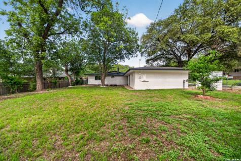 101 Twinleaf Lane Castle Hills TX 78213
