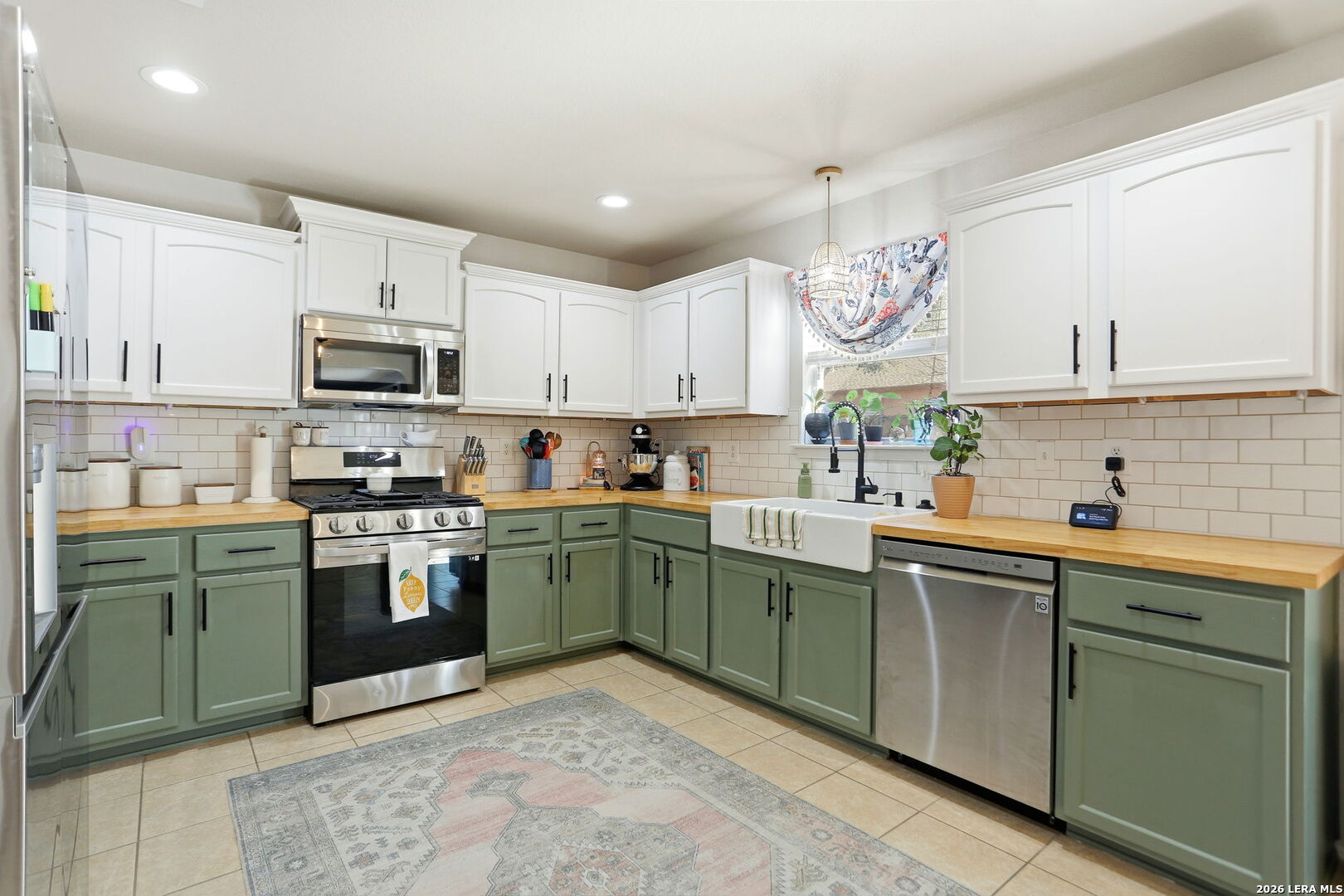 733 Clearbrook Schertz TX 78108