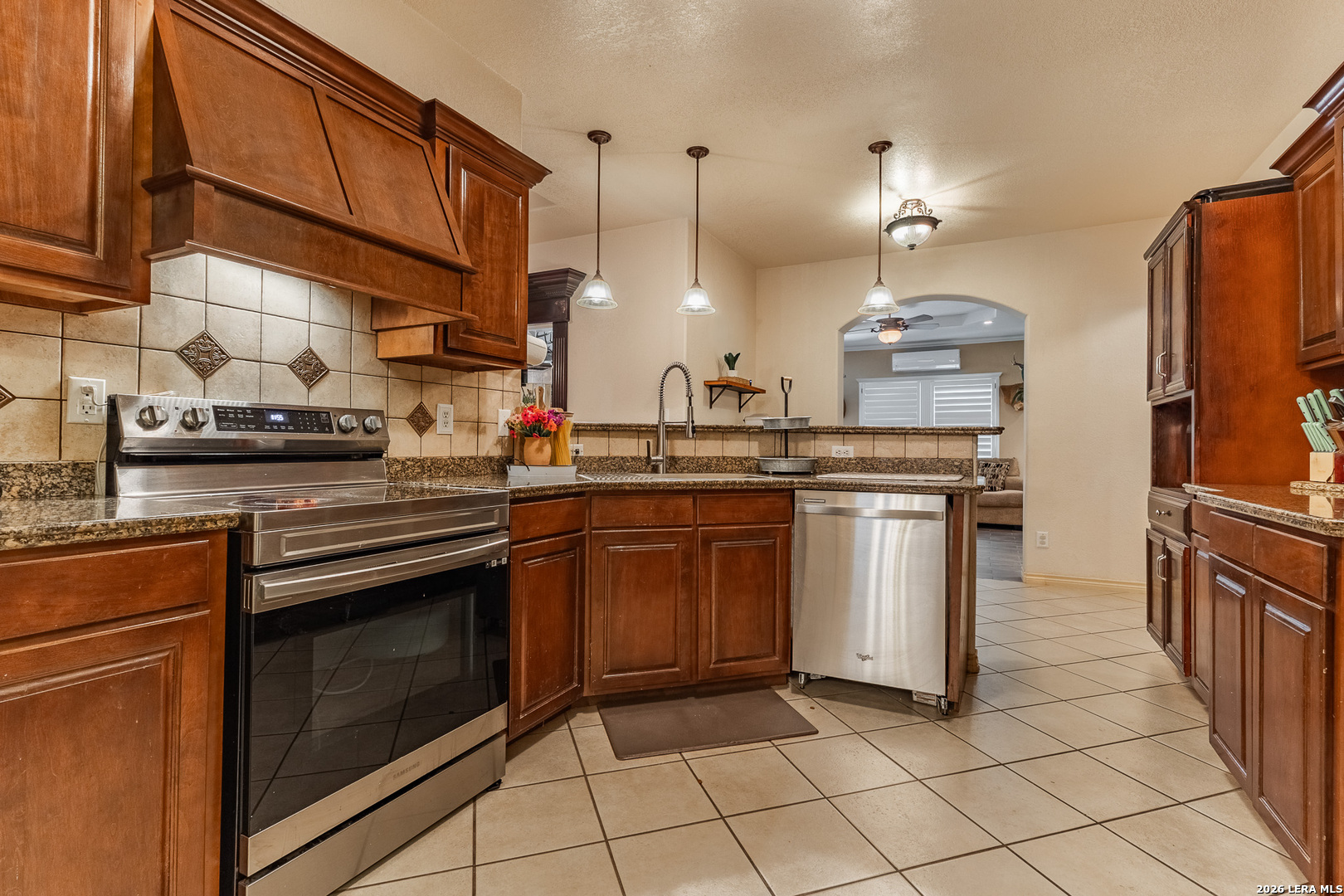 242 Paso Caballero Eagle Pass TX 78852
