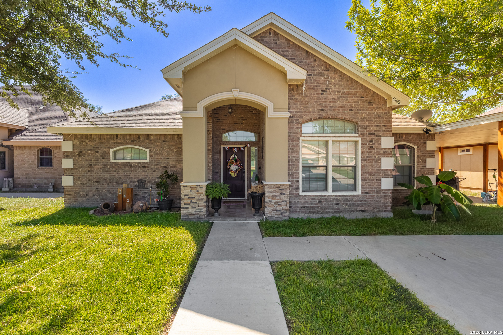242 Paso Caballero Eagle Pass TX 78852