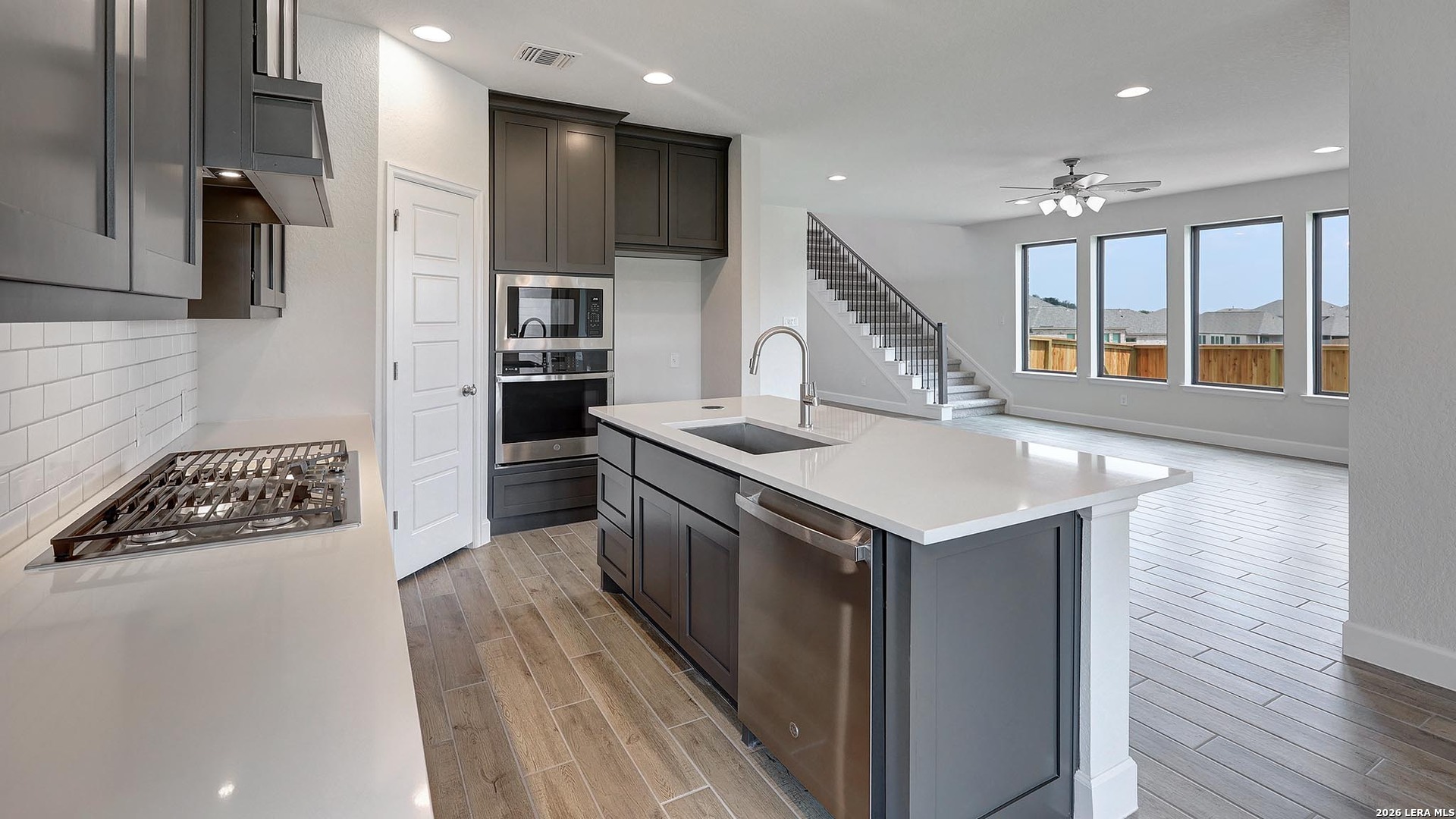 2527 Oxford Ridge San Antonio TX 78245
