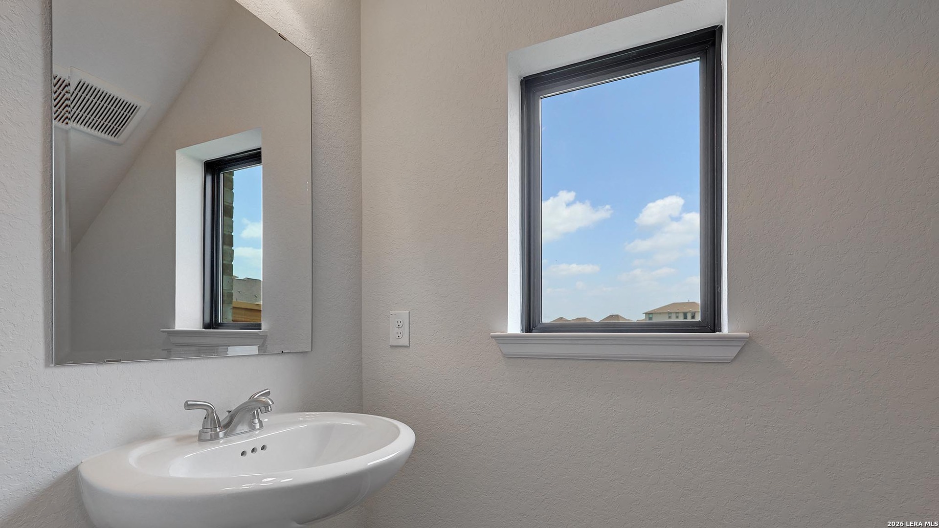 2527 Oxford Ridge San Antonio TX 78245