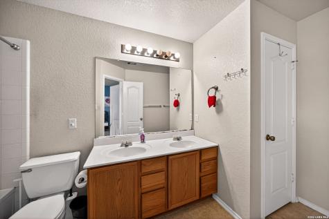 7447 Saddle Bend Drive San Antonio TX 78238