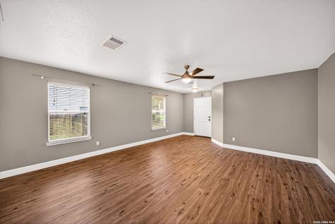 7447 Saddle Bend Drive San Antonio TX 78238