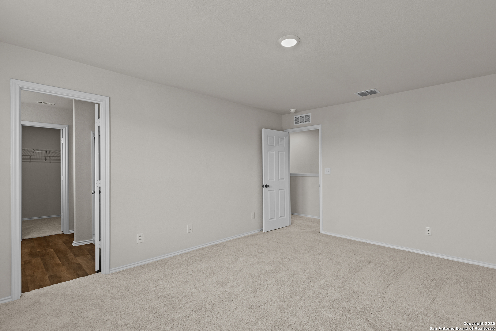 1238 Los Mochis Avenue Converse TX 78109
