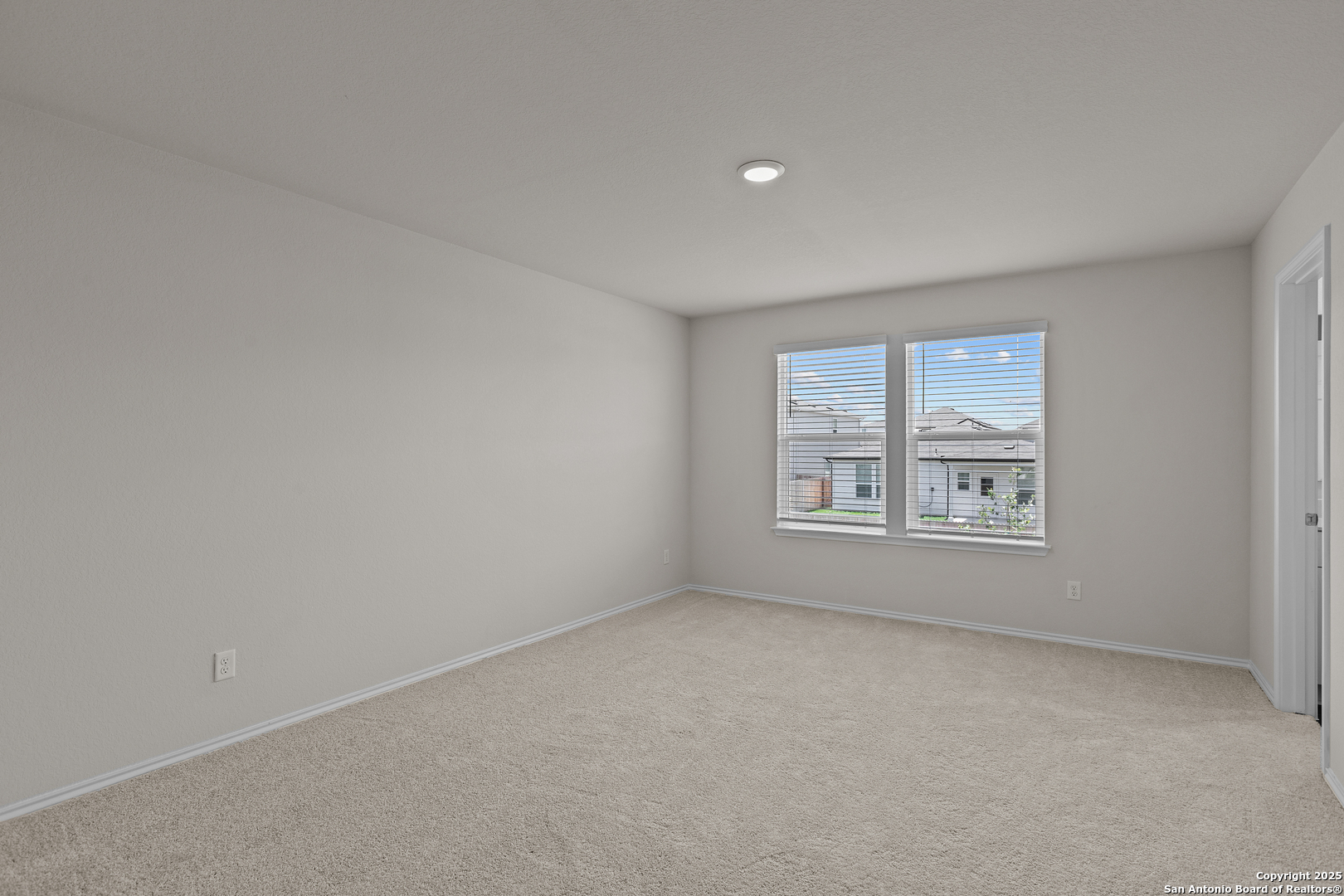 1238 Los Mochis Avenue Converse TX 78109