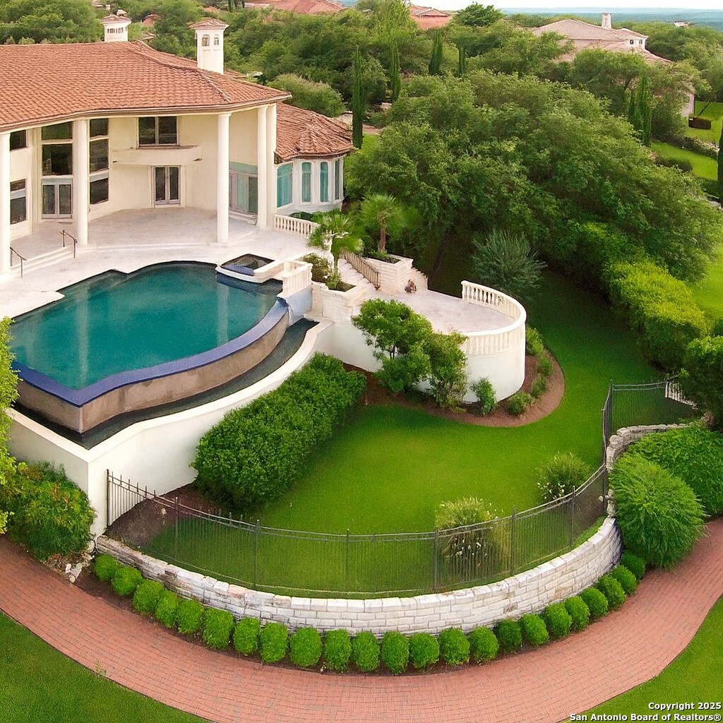 Austin TX, 217 Bella Riva