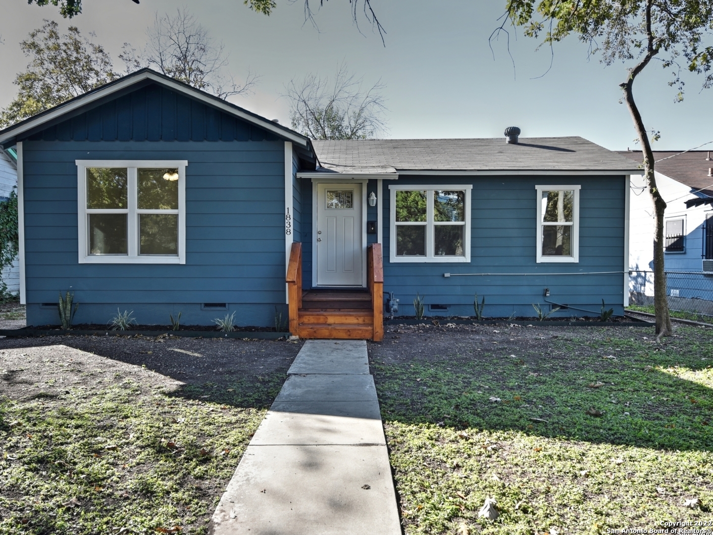 1838 W French Place San Antonio TX 78201