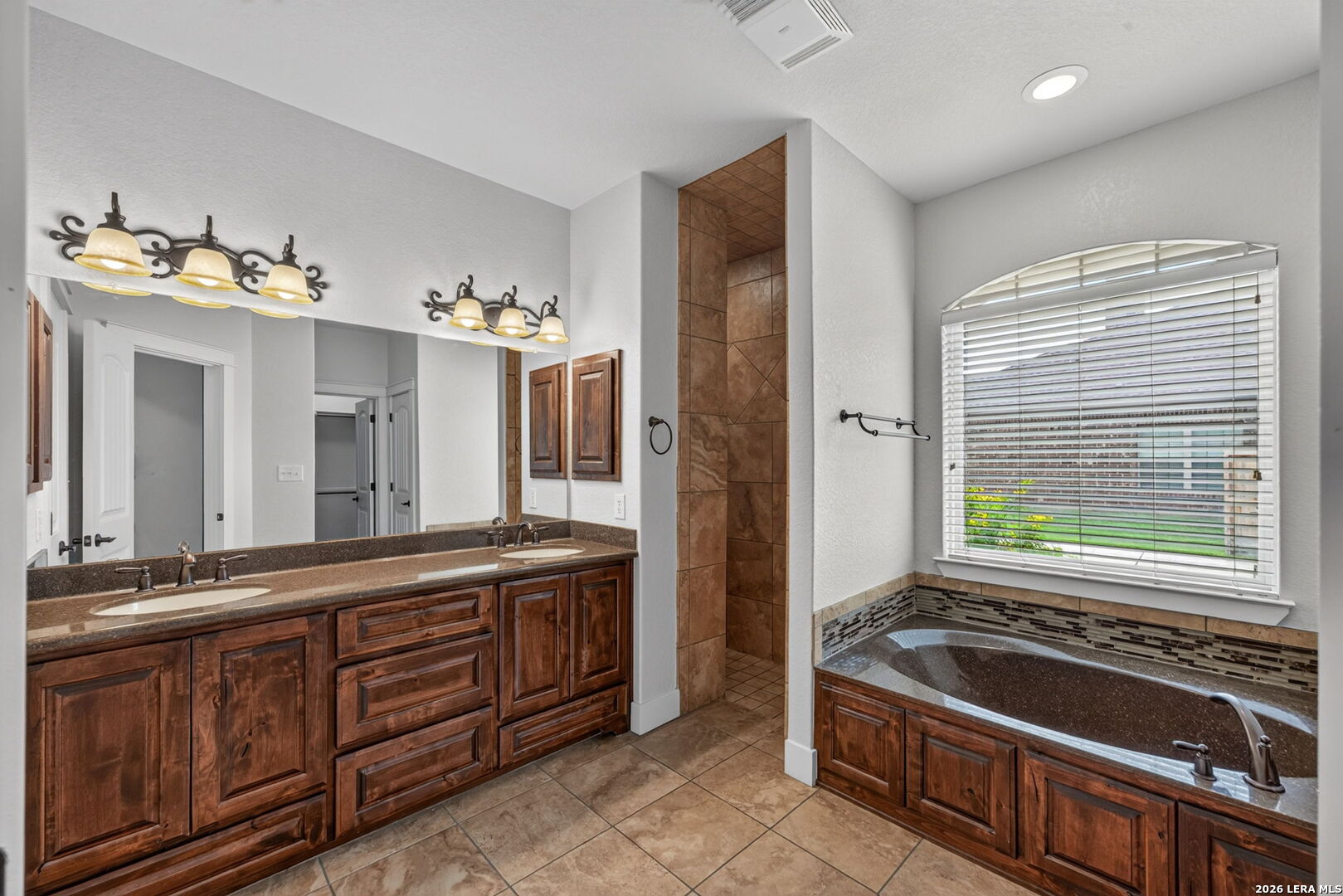 1633 Camden Lane Pleasanton TX 78064