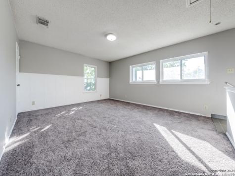 12127 Branding Point Helotes TX 78023