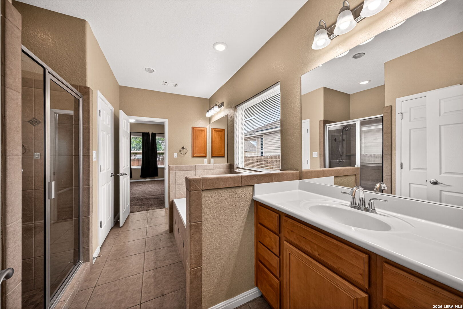 204 Valley Forge Pleasanton TX 78064
