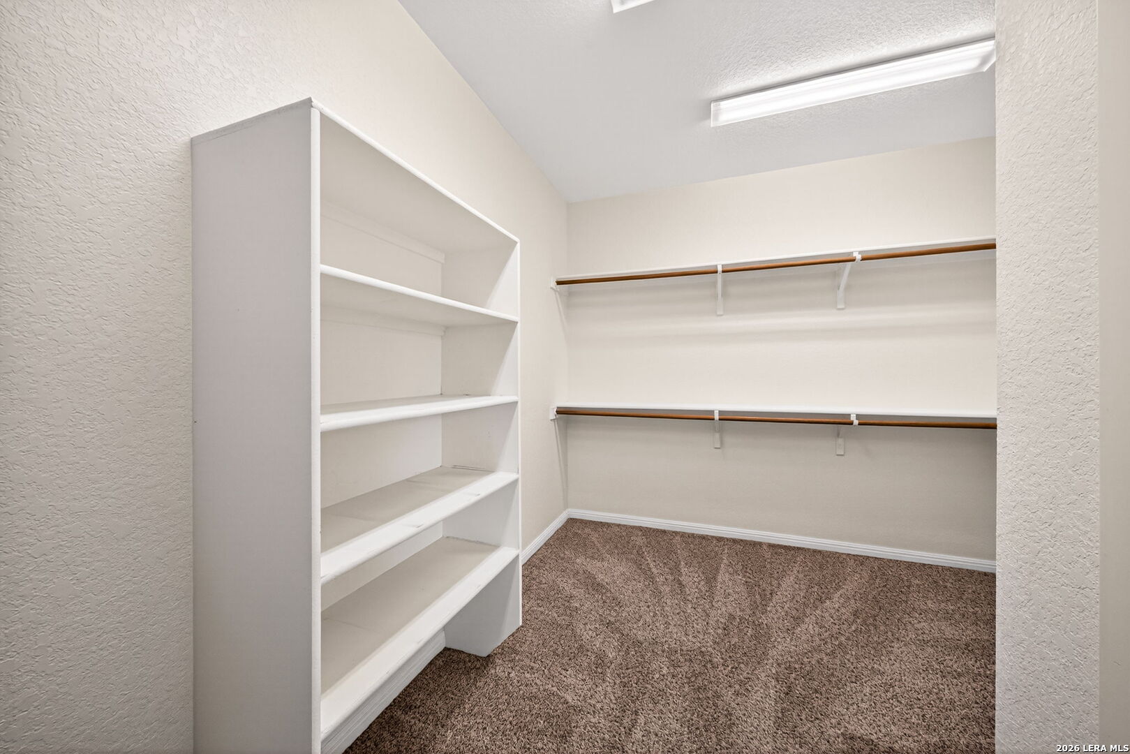 204 Valley Forge Pleasanton TX 78064