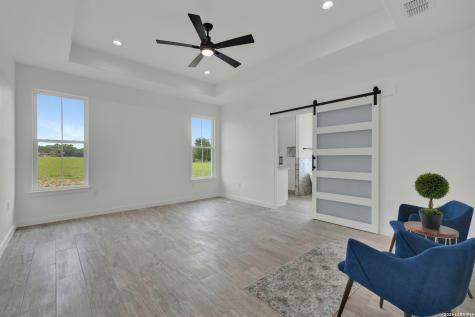 110 Lake Village Road Seguin TX 78155