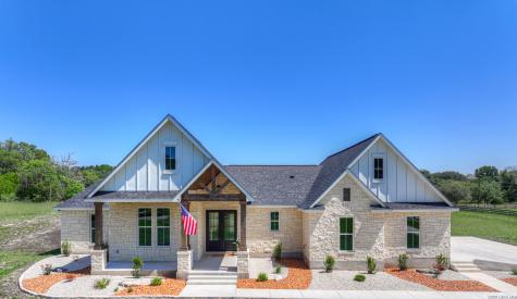110 Lake Village Road Seguin TX 78155