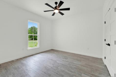 110 Lake Village Road Seguin TX 78155