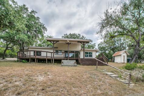 139 Romian Way Lakehills TX 78063