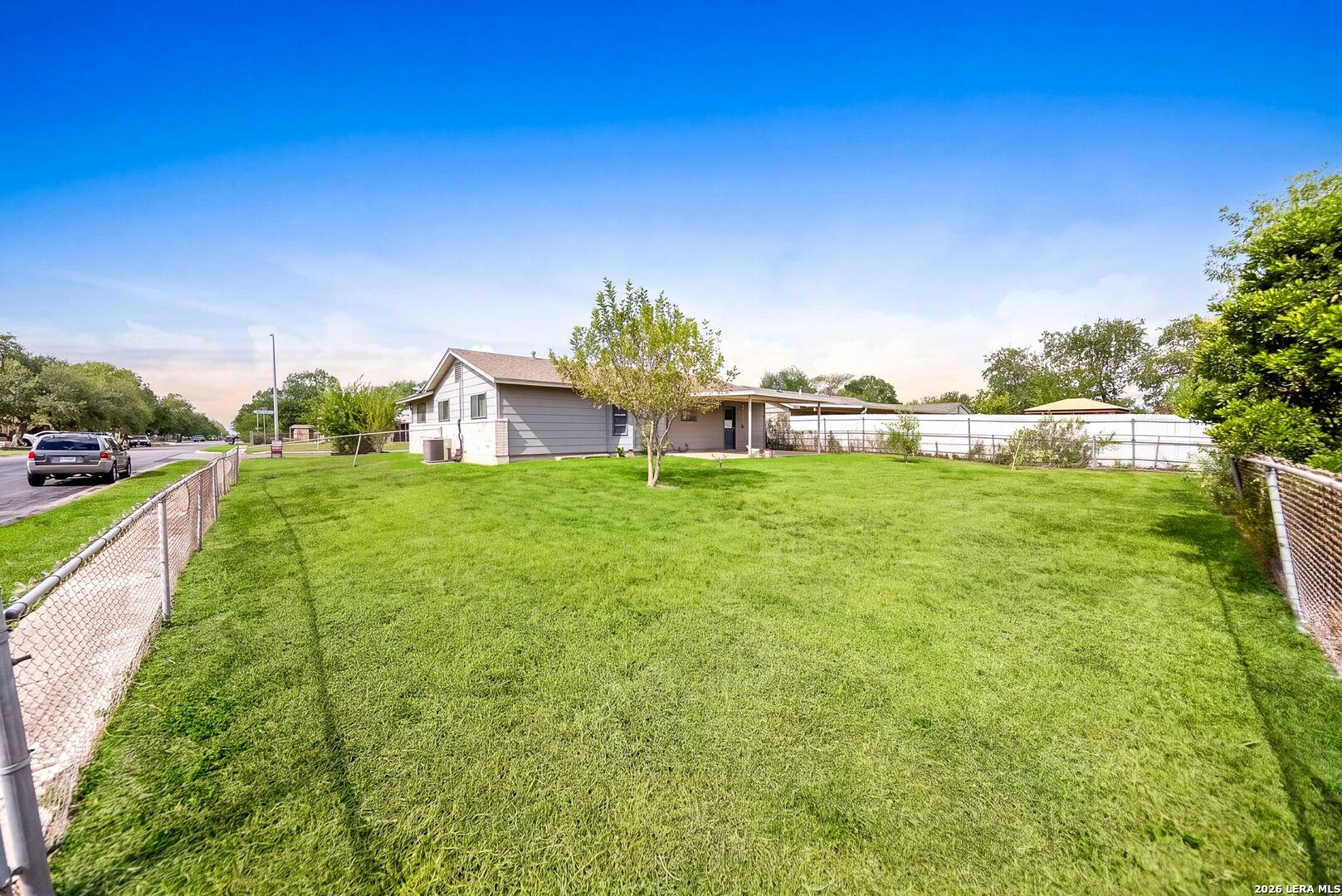 5803 Woodhollow San Antonio TX 78218