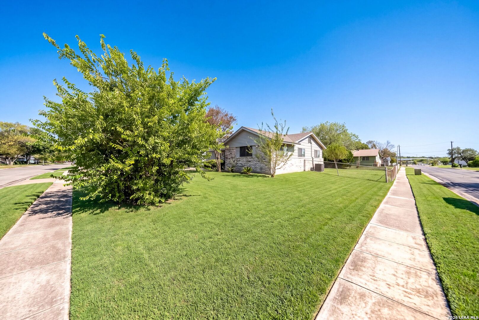 5803 Woodhollow San Antonio TX 78218