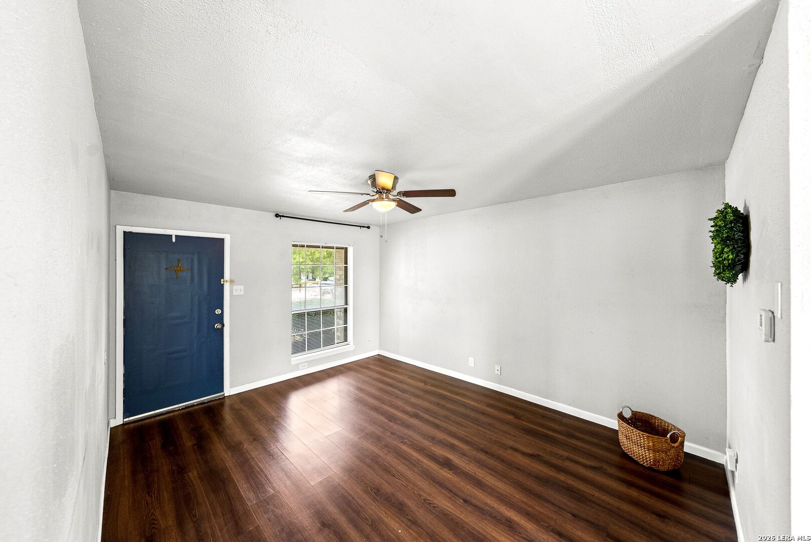5803 Woodhollow San Antonio TX 78218
