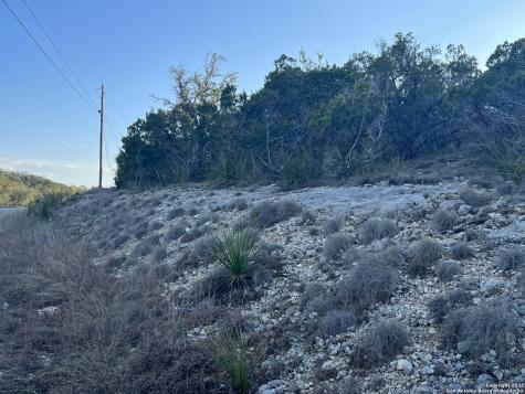 Lot 3 Forest Breeze Drive Lakehills TX 78063
