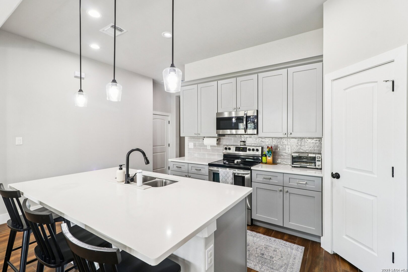 15302 Capri Selma TX 78154
