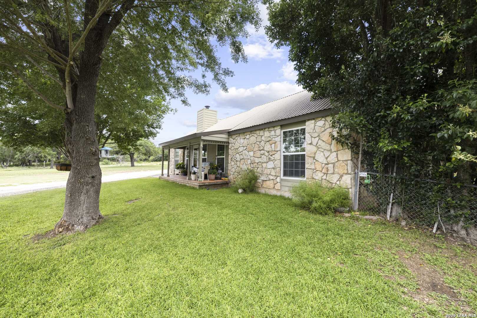 139 Eickenroht Road Ingram TX 78025