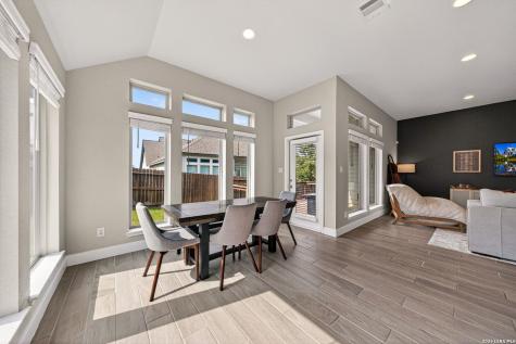 6549 Crockett Cove Schertz TX 78108