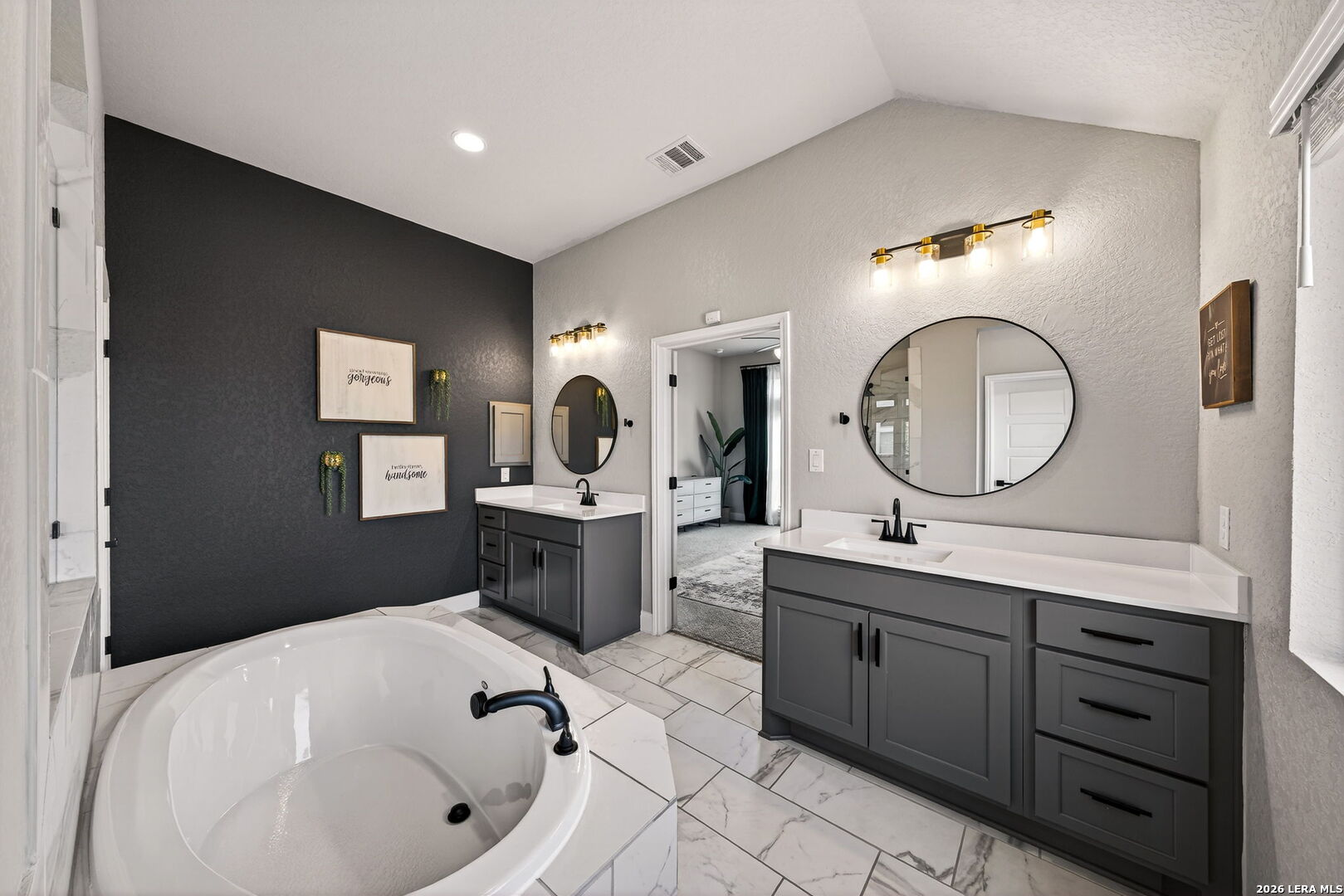 6549 Crockett Cove Schertz TX 78108