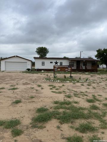 353 Duncan Street Carrizo Springs TX 78834