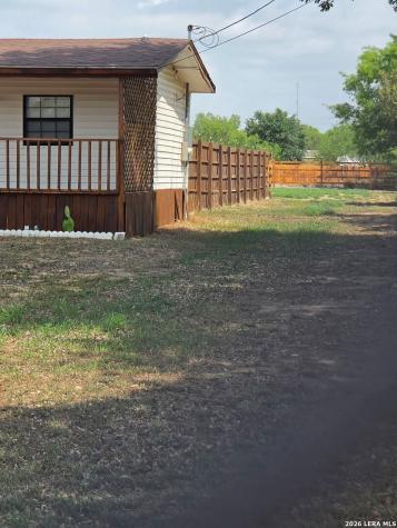 353 Duncan Street Carrizo Springs TX 78834