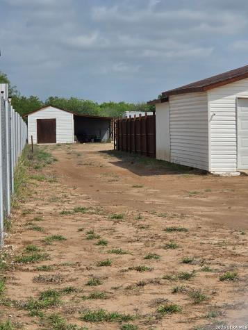 353 Duncan Street Carrizo Springs TX 78834