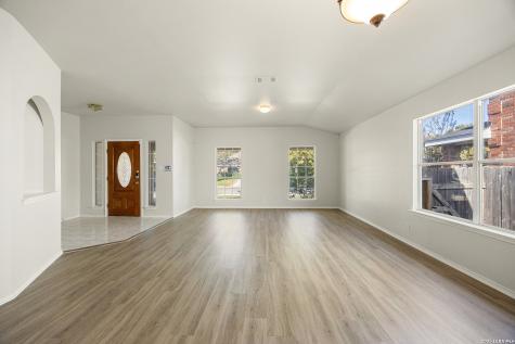 11918 Peach Crossing Helotes TX 78023