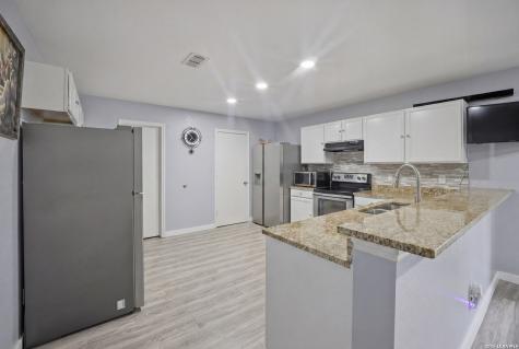 6322 Lake Superior Street San Antonio TX 78222