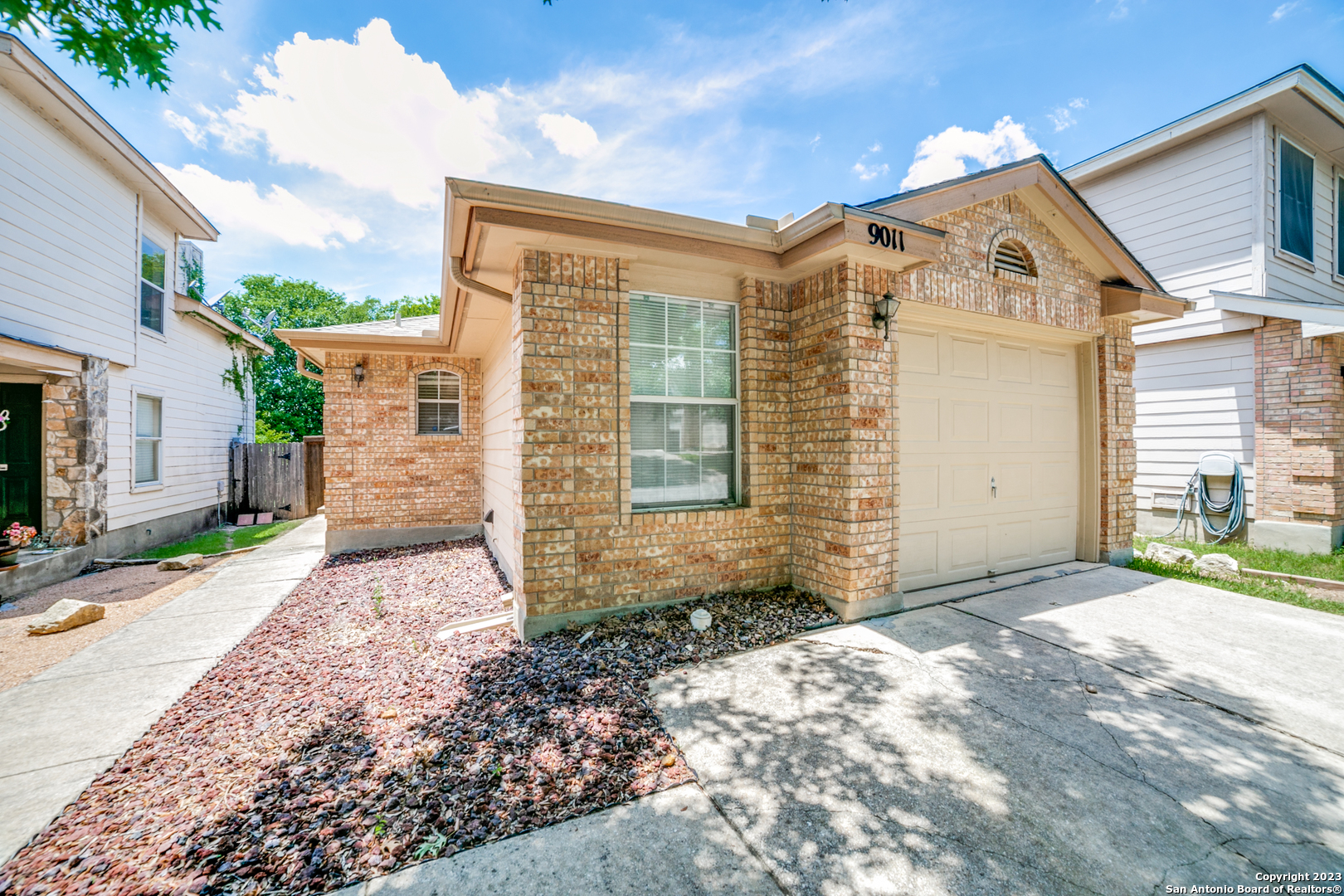 9011 Gill Bridge San Antonio TX 78254