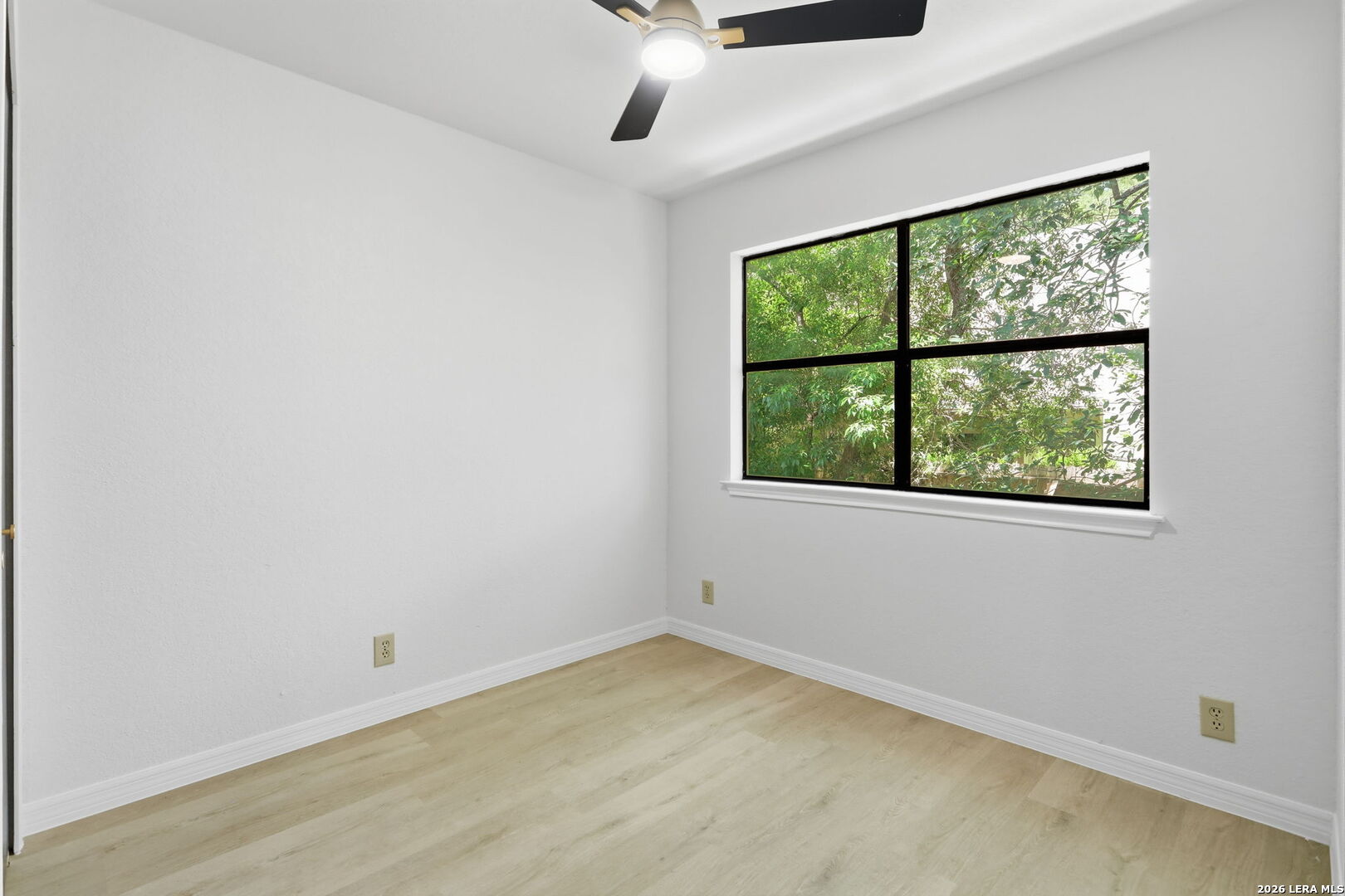 1407 Brook Meadow San Antonio TX 78232