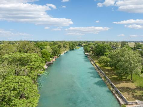 360 Shangrila Lane New Braunfels TX 78130
