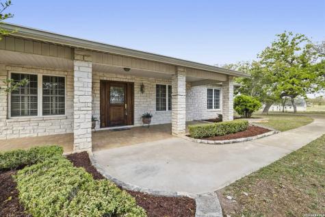 1464 Saddle Club Drive Kerrville TX 78028