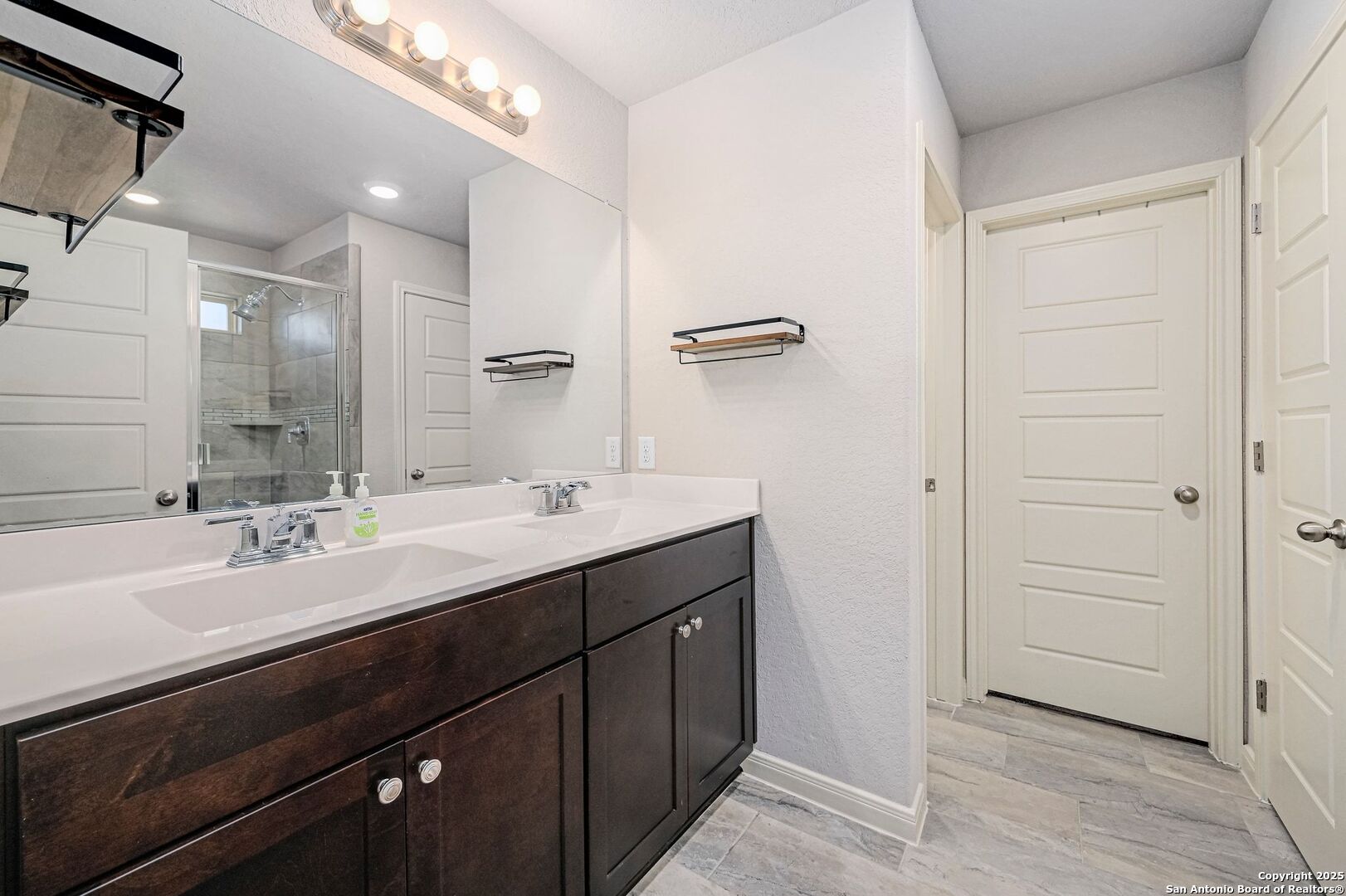 1932 Colonial New Braunfels TX 78130