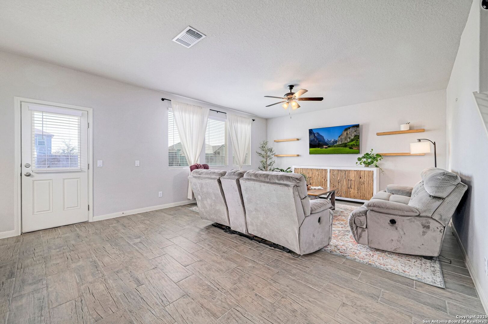 1932 Colonial New Braunfels TX 78130