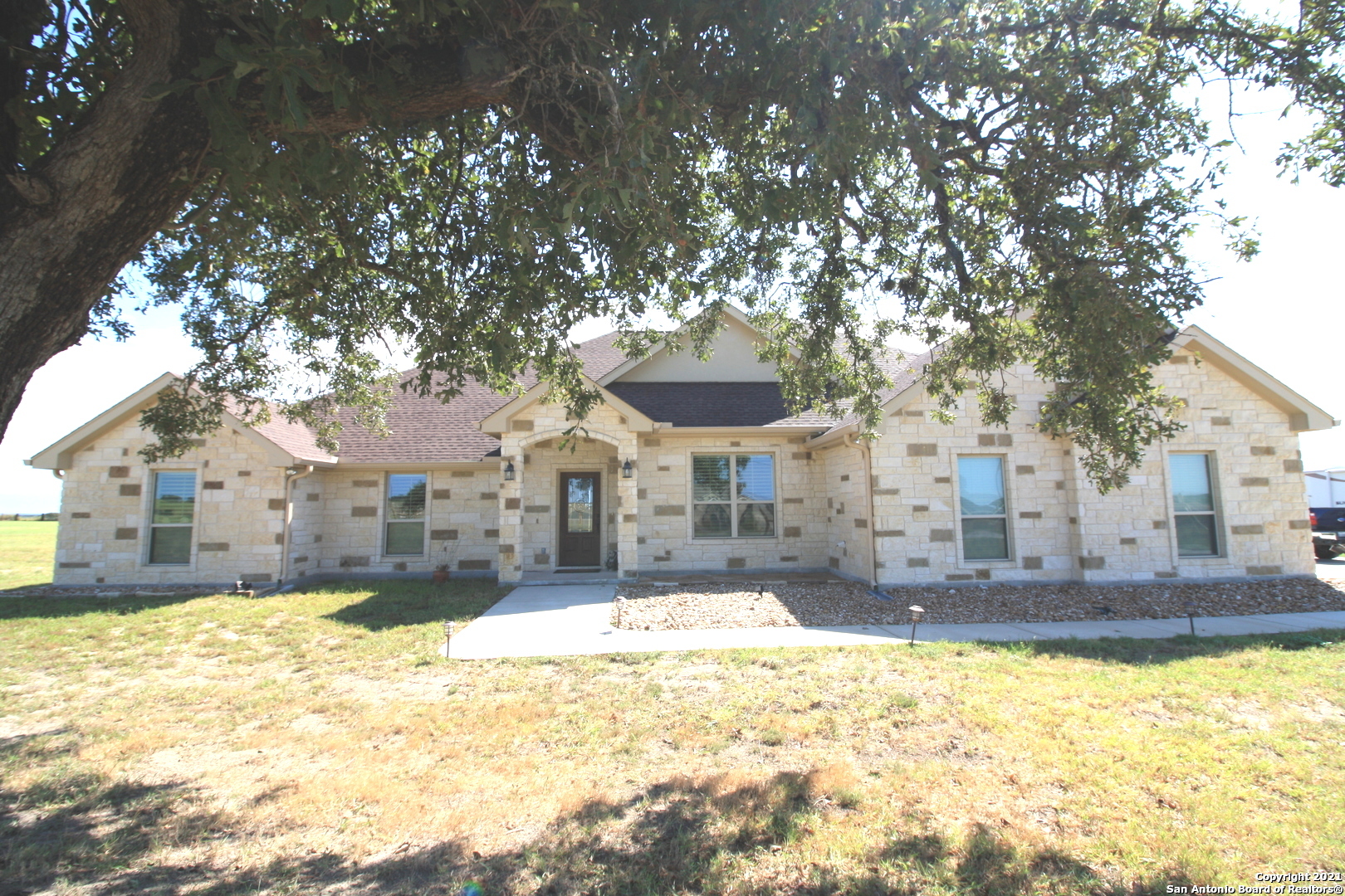 227 Triple Bend Drive La Vernia TX 78121