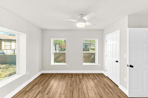 1312 C Street Floresville TX 78114