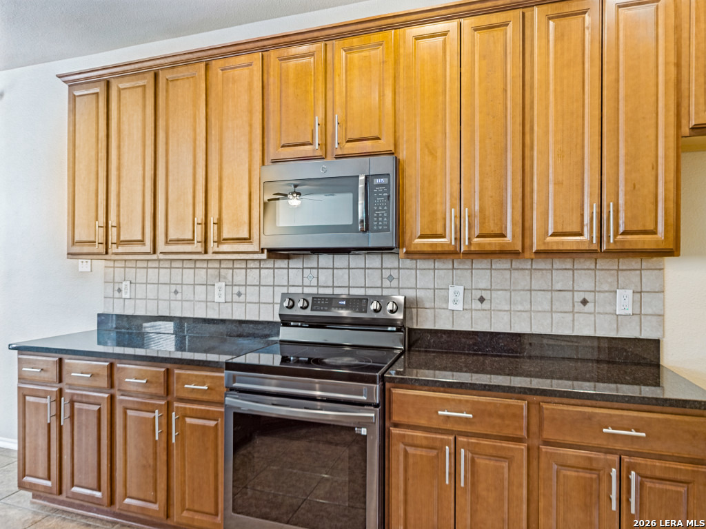 10214 Caspian Bend San Antonio TX 78254