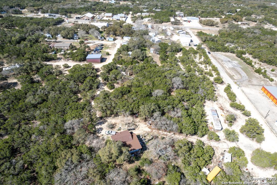 #16-20 5th Lakehills TX 78063